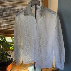 70’s White Eyelit Floral Lace Button down Blouse SZ Large Tall Collar